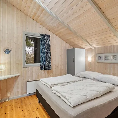 Hithin - 800m From The Sea By Interhome Bøtø By