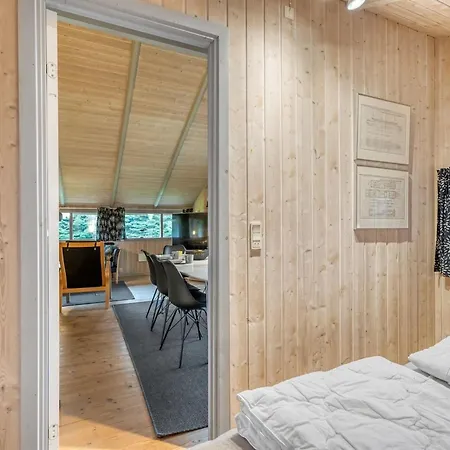 Hithin - 800m From The Sea By Interhome Bøtø By